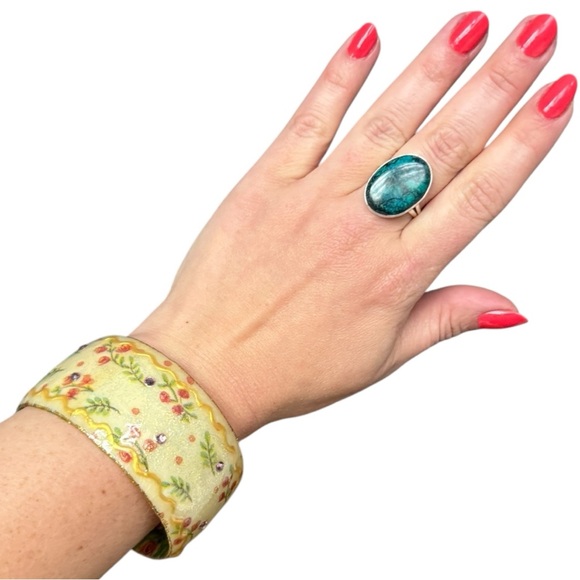 Iris Design Wide Resin Bangle Bracelet Hand Painted Floral Glitter Accents - Picture 5 of 11